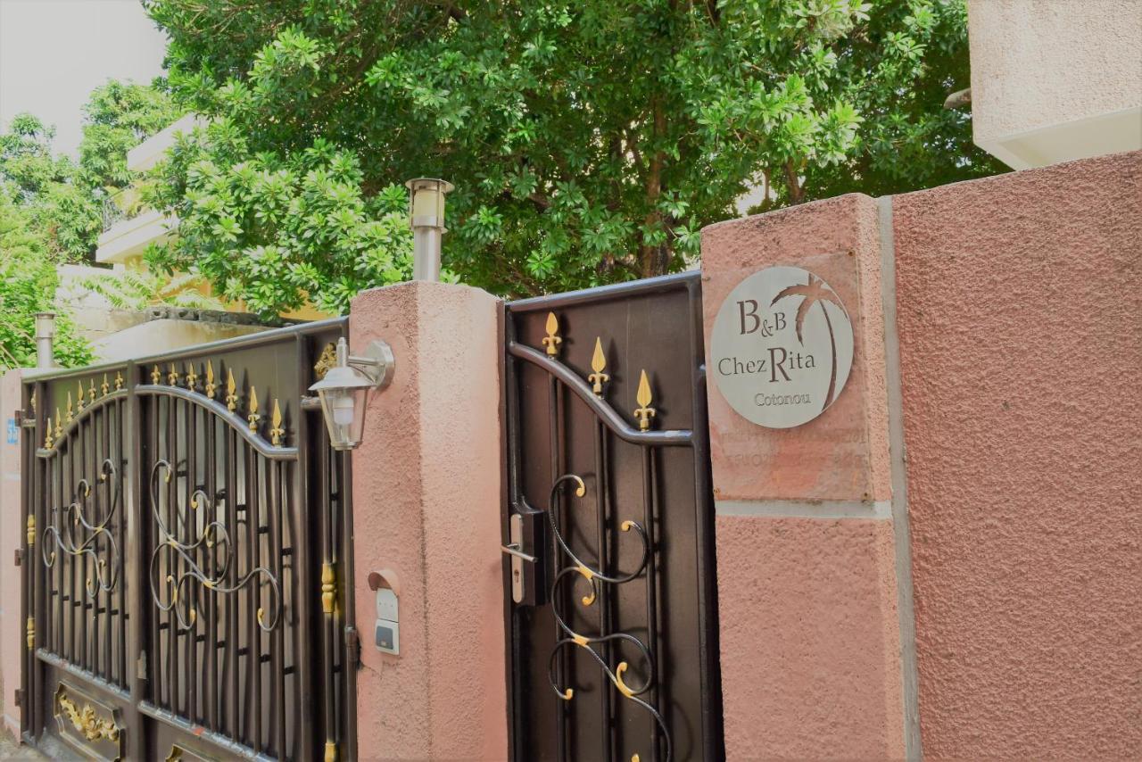 B&B Chez Rita Cotonú Exterior foto